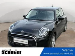 Schwarz Gebraucht 2023 Mini Cooper Classic Kleinwagen | 24.690 € (Teuer)