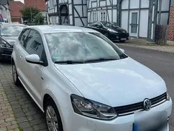 Weiß Gebraucht 2015 VW Polo Kleinwagen | 6.900 € (Guter Preis)