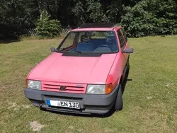 Rot Gebraucht 1992 Fiat Uno Kleinwagen | 700 €