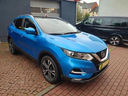Blau Gebraucht 2020 Nissan Qashqai N-Connecta SUV | 19.995 € (Fairer Preis)
