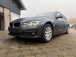 Grau Gebraucht 2018 BMW 318 Kombi | 10.900 € (Guter Preis)