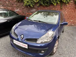 Gebraucht 2006 Renault Clio III Dynamique Kleinwagen | 2.900 € (Fairer Preis)