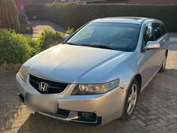 Silber Gebraucht 2004 Honda Accord Executive Kombi | 1.990 € (Guter Preis)
