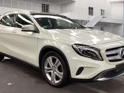 Calcitweiss unilack Gebraucht 2015 Mercedes GLA200 Style SUV | 14.990 € (Guter Preis)