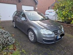 Grau Gebraucht 2009 VW Golf VI Sportline Kleinwagen | 4.400 € (Fairer Preis)