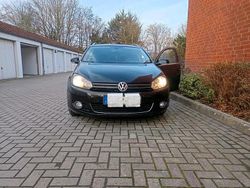 Schwarz Gebraucht 2011 VW Golf Kombi | 2.800 € (Superpreis)
