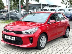 Rot Gebraucht 2017 Kia Rio 2 Limousine | 9.890 € (Guter Preis)