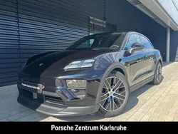 Schwarz Neu 2025 Porsche Macan SUV | 103.614 € (Etwas zu teuer)