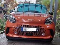 Orange Gebraucht 2021 Smart ForFour Electric Drive Passion Exclusive Kleinwagen | 10.800 € (Guter Preis)