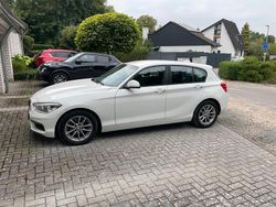 Weiß Gebraucht 2019 BMW 118 Kleinwagen | 14.100 € (Fairer Preis)