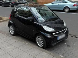 Schwarz Gebraucht 2013 Smart ForTwo Coupé Coupé | 5.900 € (Fairer Preis)