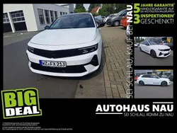 Arktis weiß Gebraucht 2024 Opel Astra Ultimate Limousine | 27.990 € (Fairer Preis)