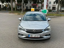 Silber Gebraucht 2018 Opel Astra Kombi | 7.000 € (Fairer Preis)
