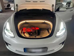 Weiß Gebraucht 2021 Tesla Model 3 Standard Range Limousine | 23.999 € (Fairer Preis)