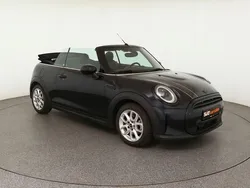 Schwarz Gebraucht 2023 Mini Cooper Cabriolet Classic Cabrio | 25.440 € (Guter Preis)