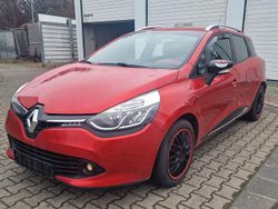 Rot Gebraucht 2015 Renault Clio GrandTour LIMITED Kombi | 5.999 € (Superpreis)