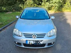 Silber Gebraucht 2007 VW Golf V Limousine | 3.500 € (Fairer Preis)