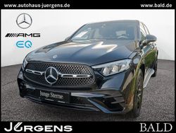 Schwarz black Gebraucht 2024 Mercedes 200 AMG Coupé | 59.480 €