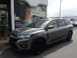 Schiefergrau Gebraucht 2023 Dacia Jogger Extreme Van / Kleinbus | 20.980 € (Fairer Preis)