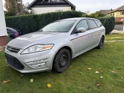 Silber Gebraucht 2014 Ford Mondeo Ambiente Kombi | 3.350 € (Superpreis)