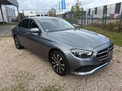 Grau Gebraucht 2020 Mercedes E300 Avantgarde Limousine | 28.900 € (Guter Preis)