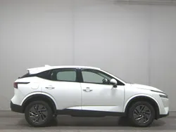 Weiss Gebraucht 2022 Nissan Qashqai Acenta SUV | 17.480 € (Guter Preis)