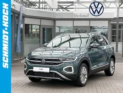 Blau Gebraucht 2025 VW T-Roc Style SUV | 39.990 € (Etwas zu teuer)