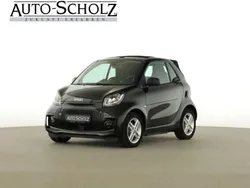 Schwarz Gebraucht 2022 Smart ForTwo Electric Drive Cabrio | 15.798 € (Etwas zu teuer)