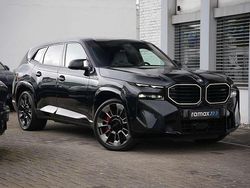 Saphirschwarz met. Gebraucht 2023 BMW XM SUV | 139.900 € (Etwas zu teuer)