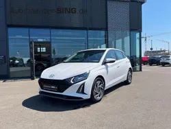 Weiss Neu 2025 Hyundai i20 Kleinwagen | 20.990 € (Guter Preis)