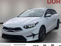 Weiß Neu 2025 Kia Ceed Sportswagon Kombi | 26.990 € (Etwas zu teuer)