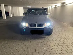Blau Gebraucht 2004 BMW X3 SUV | 5.000 € (Etwas zu teuer)