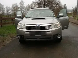 Silber Gebraucht 2009 Subaru Forester SUV | 4.650 €