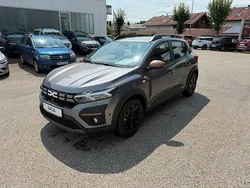 Beige Neu 2025 Dacia Sandero Extreme Kleinwagen | 19.830 € (Etwas zu teuer)