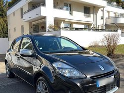 Schwarz Gebraucht 2012 Renault Clio III Limousine | 4.599 €