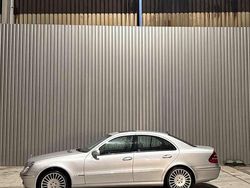 Grau Gebraucht 2005 Mercedes E350 Limousine | 9.000 € (Teuer)