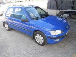 Blau Gebraucht 2002 Peugeot 106 Filou Kleinwagen | 1.670 €