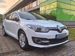 Weiß Gebraucht 2015 Renault Mégane GrandTour LIMITED Kombi | 5.700 € (Guter Preis)