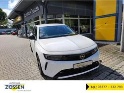 Weiss Gebraucht 2023 Opel Astra Elegance Limousine | 23.500 € (Superpreis)