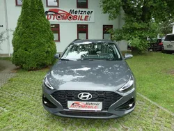 Grau Neu 2025 Hyundai i30 Limousine | 24.980 € (Guter Preis)