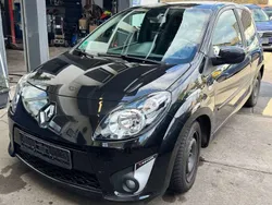 Perlmuttschwarz Gebraucht 2010 Renault Twingo Rip Curl Kleinwagen | 2.200 € (Fairer Preis)