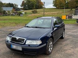 Blau Gebraucht 2002 Skoda Octavia Kombi | 3.899 € (Teuer)