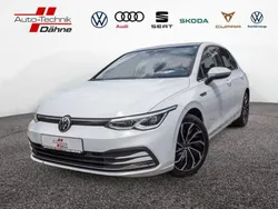 Weiß Gebraucht 2020 VW Golf VIII Style Limousine | 22.880 € (Fairer Preis)