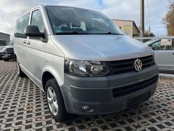 Silber Gebraucht 2012 VW Caravelle Van / Kleinbus | 12.800 €