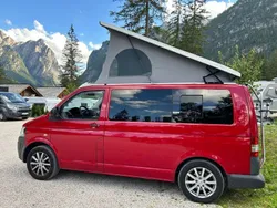 Rot Gebraucht 2011 VW T5 Van | 11.000 € (Etwas zu teuer)