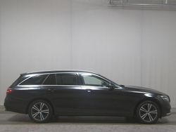 Schwarz Gebraucht 2021 Mercedes E300 Avantgarde Limousine | 24.680 € (Superpreis)