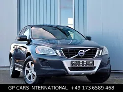 Grau Gebraucht 2010 Volvo XC60 R-Design SUV | 7.450 €