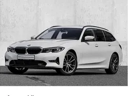 Weiß Gebraucht 2020 BMW 320 Sport Line Limousine | 21.970 € (Guter Preis)