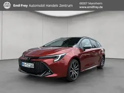 Metal oxide orange metallic Gebraucht 2025 Toyota Corolla Sport Kombi | 38.450 € (Teuer)
