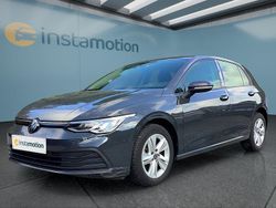 Grau Gebraucht 2023 VW Golf VIII Kleinwagen | 20.499 € (Superpreis)